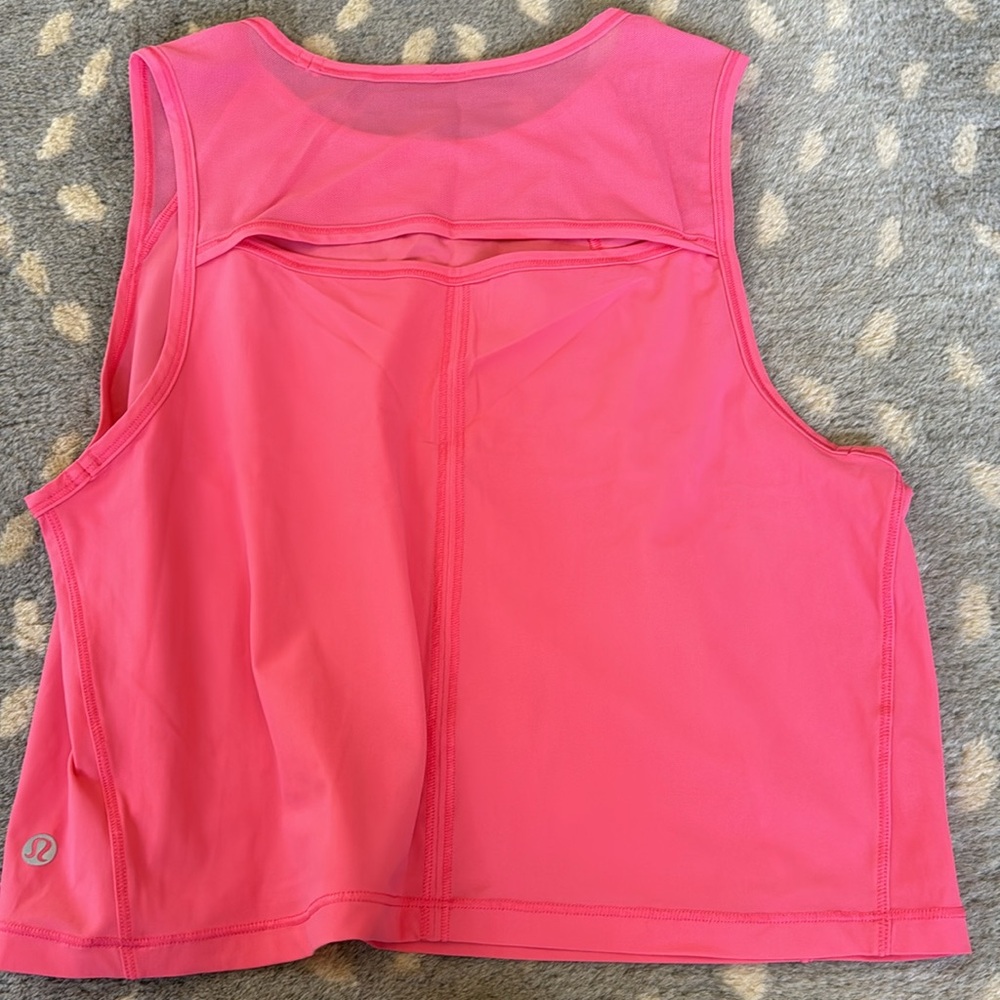 Lululemon Women’s Pink Cropped Athletic Tank Top - Picture 4 of 7